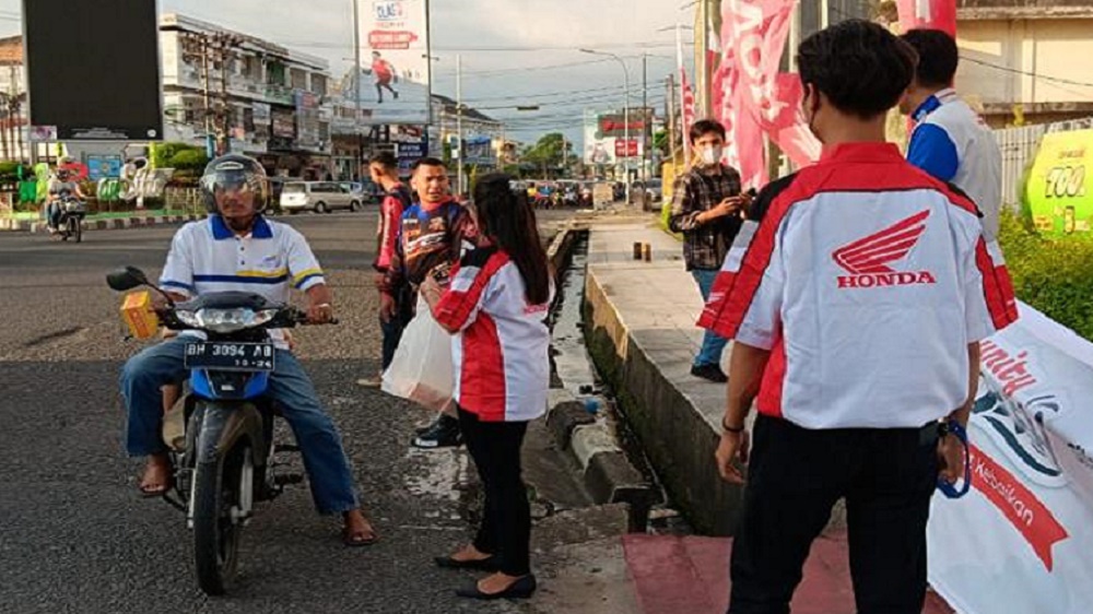 Honda Bikers Soleh, IMHJ dan Sinsen Menebar kebaikan di Bulan Suci Ramadan 