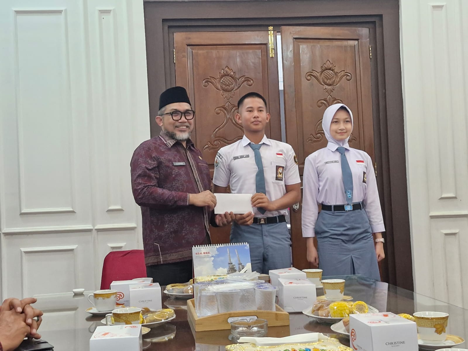 SEKDA SUDIRMAN LEPAS DUA CAPASKA UTUSAN PROVINSI JAMBI KE TINGKAT NASIONAL