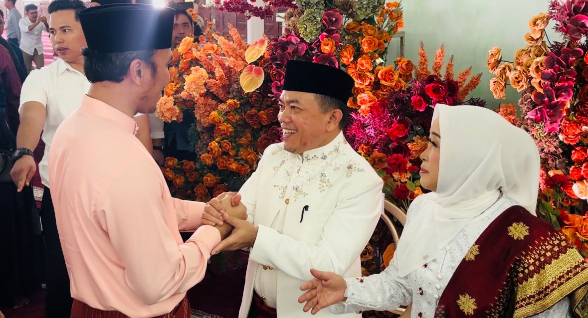 Ketua DPRD Jambi Hadiri Pernikahan Putri Sulung Gubernur Jambi