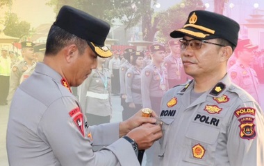 Sebanyak 19 Personel Polda Jambi Terima Pin Emas Kapolri