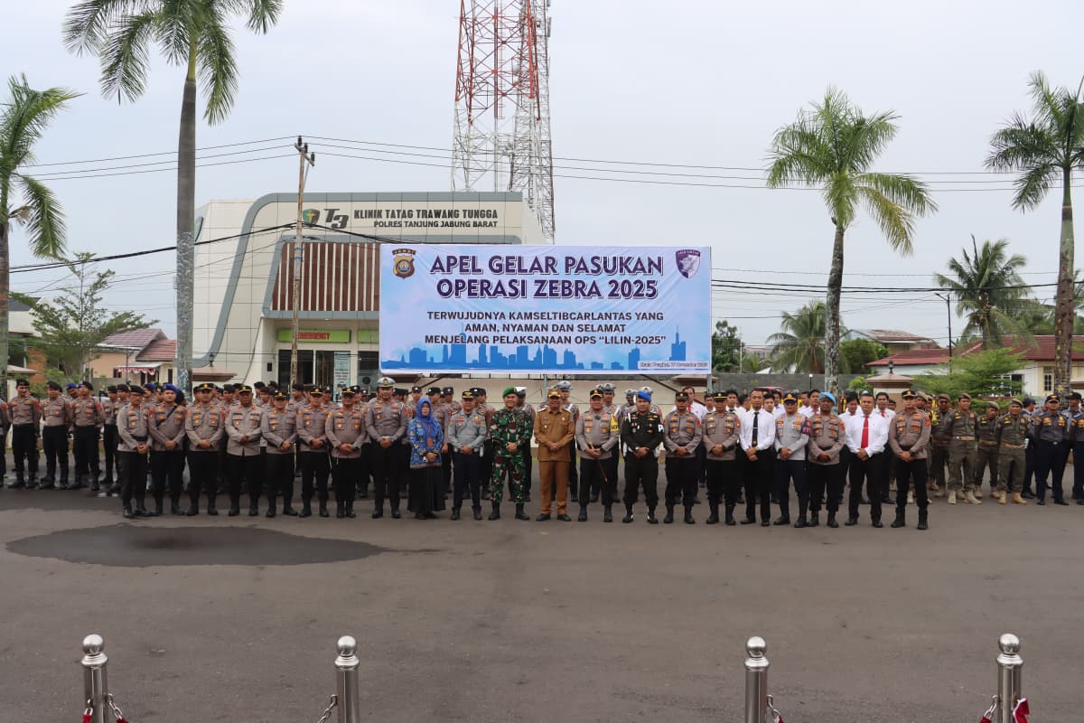 Kapolres Pimpin Apel Gelar Pasukan, Operasi Zebra 2025 Dimulai
