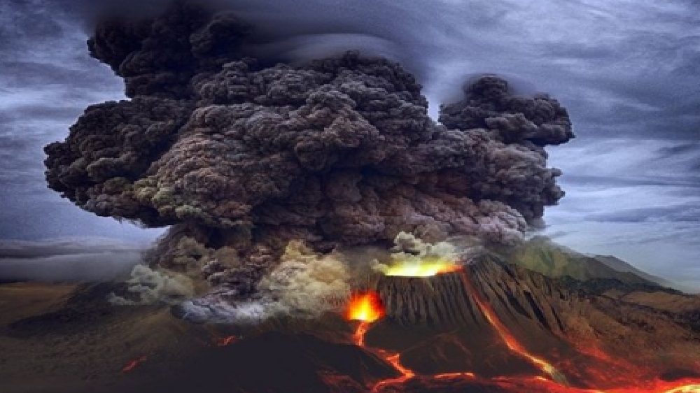 Gunung Ibu di Halmahera Utara di Maluku Utara Erupsi Mencapai 600 Meter