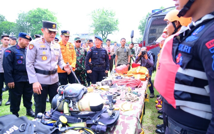 Kapolda Jambi Pimpin Gelar Pasukan Tanggap Darurat Bencana Hidrometeorologi