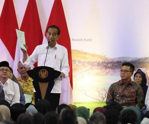 Presiden Jokowi Minta Masyarakat Menjaga Sertifikat Tanah 