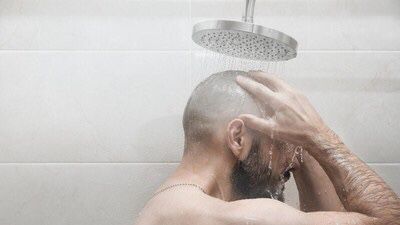 Boleh Langsung Mandi Setelah Berkeringat? Ini Aturannya