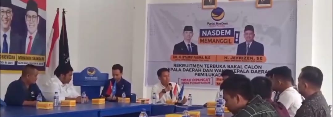 Tim Bakal Calon Wali Kota Jambi Iqbal Linus Mengambil Formulir Pendaftaran di Partai DPD Nasdem Kota Jambi