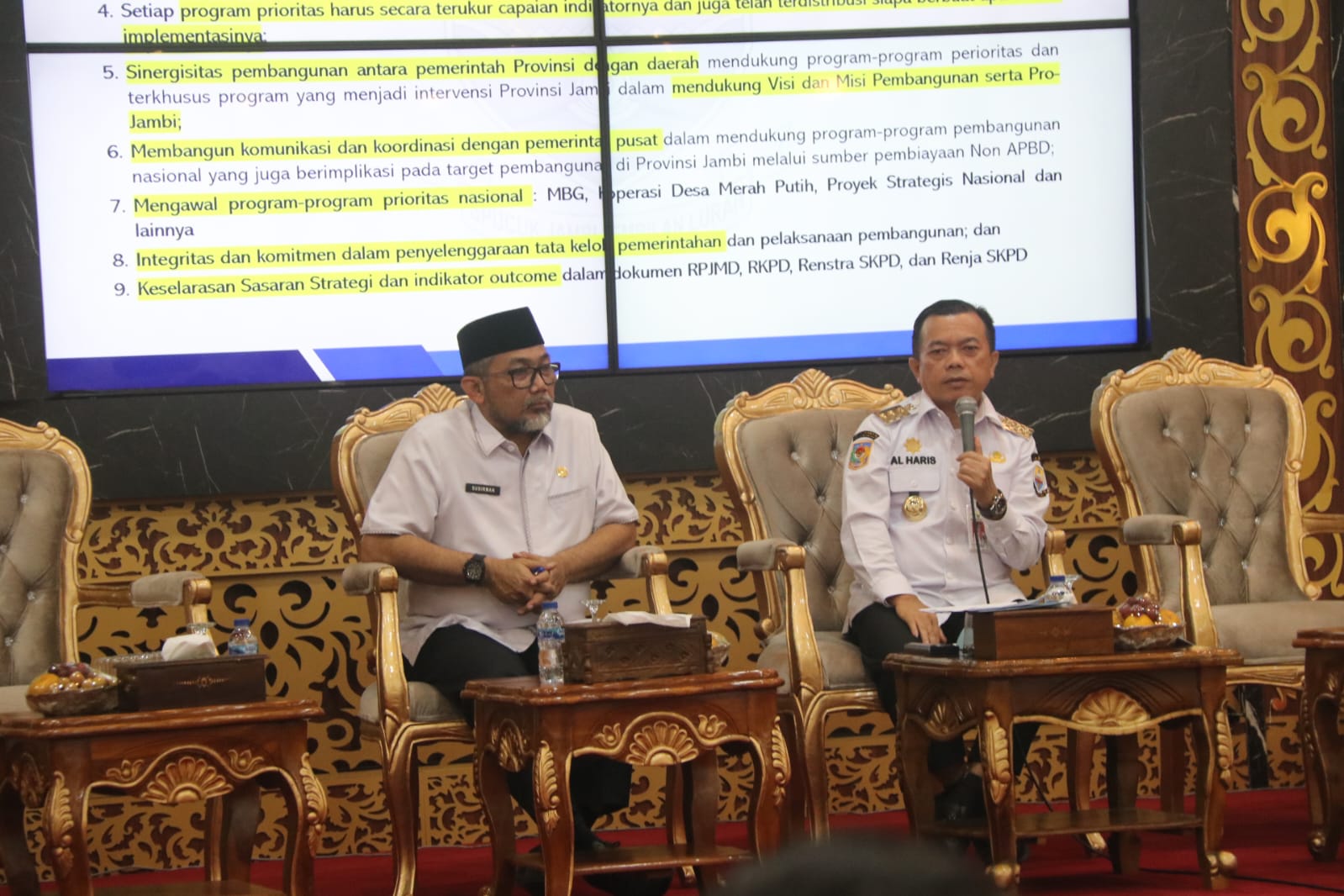 Gubernur Al Haris Kumpulkan Seluruh Kepala OPD