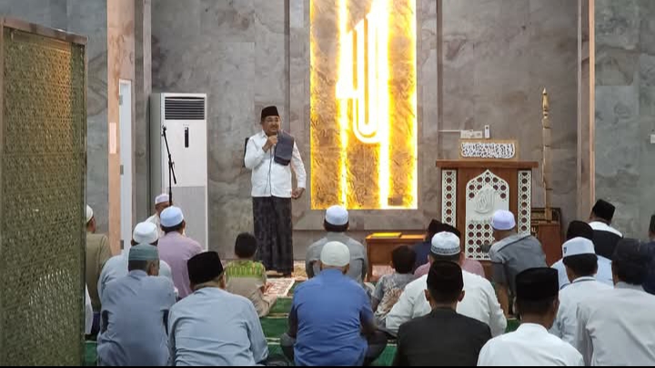 Bupati Tanjab Barat Ajak Umat Perbanyak Istighfar Menjelang Berbuka di Bulan Ramadhan