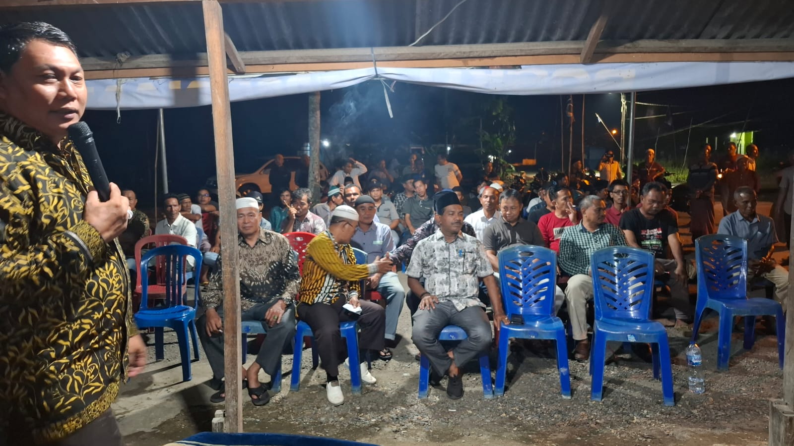 Posko Pemenangan Hairan di Parit Lapis, Ratusan Masyarakat Teriakan Perubahan