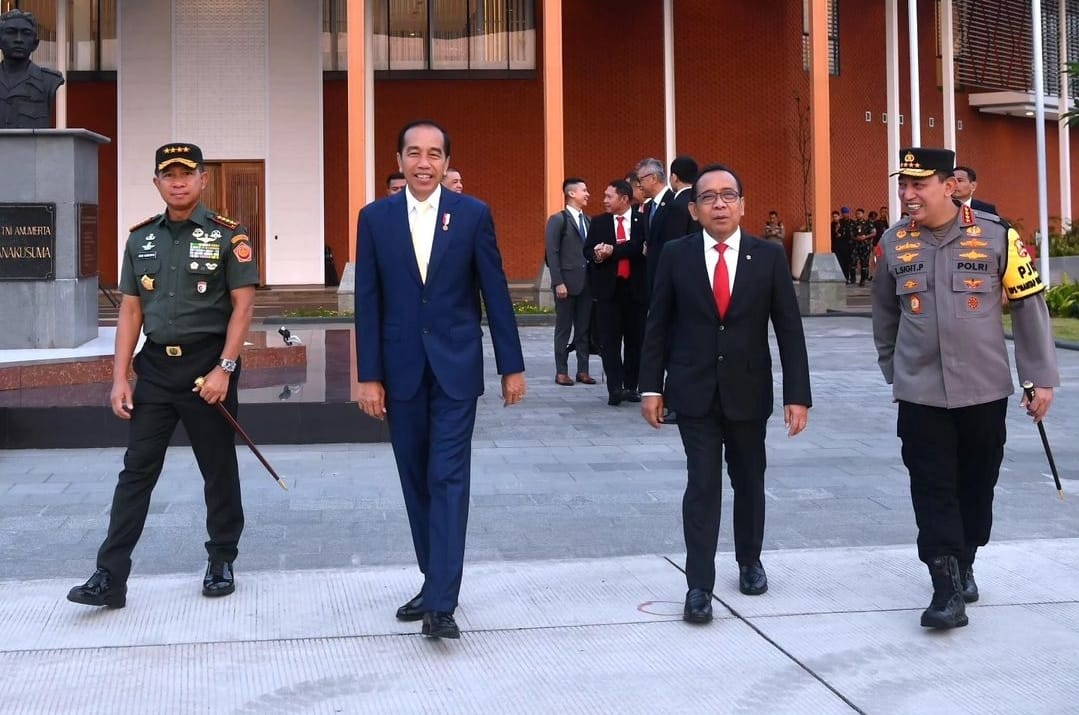 Presiden Jokowi Bertolak ke Tokyo untuk KTT ASEAN-Jepang dan KTT AZEC