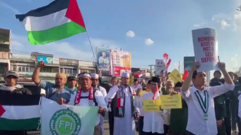 Masyarakat Jambi Gelar Aksi Unjuk Rasa di Monumen Tugu Juang Terkait Serangan Israel ke Wilayah Rafah