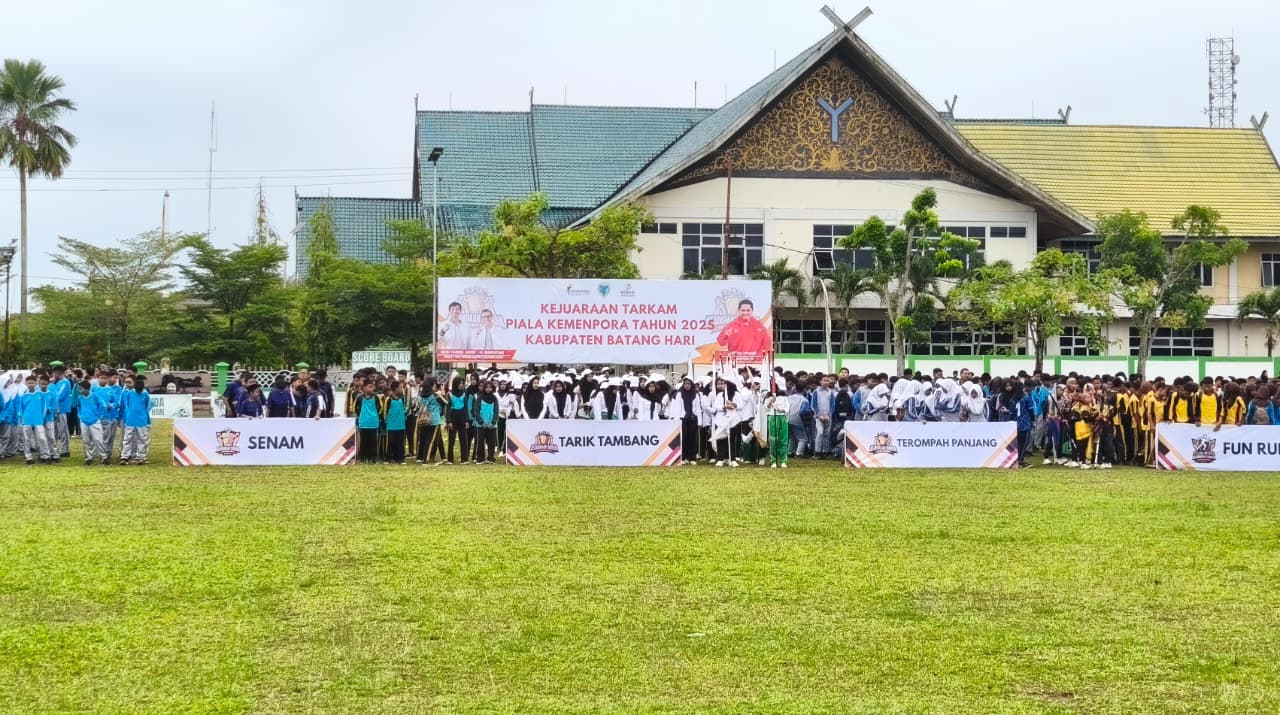 Opening Ceremony Kejuaraan Tarkam Piala Kemenpora 2025 Kabupaten Batang Hari