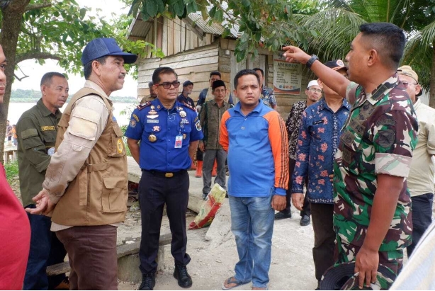 Cek Posko Penanganan Kebakaran Hutan dan Lahan di Kumpeh Muaro Jambi