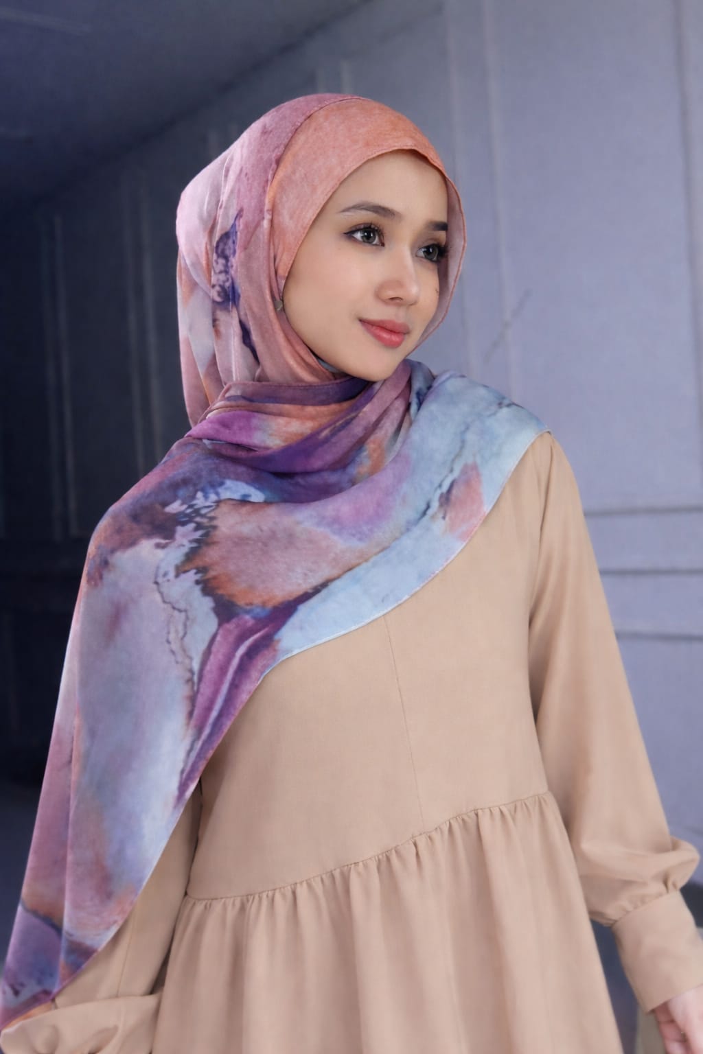 Tutorial Pashmina Simpel dan Elegan, Jadi Tren Lebaran Tahun Ini