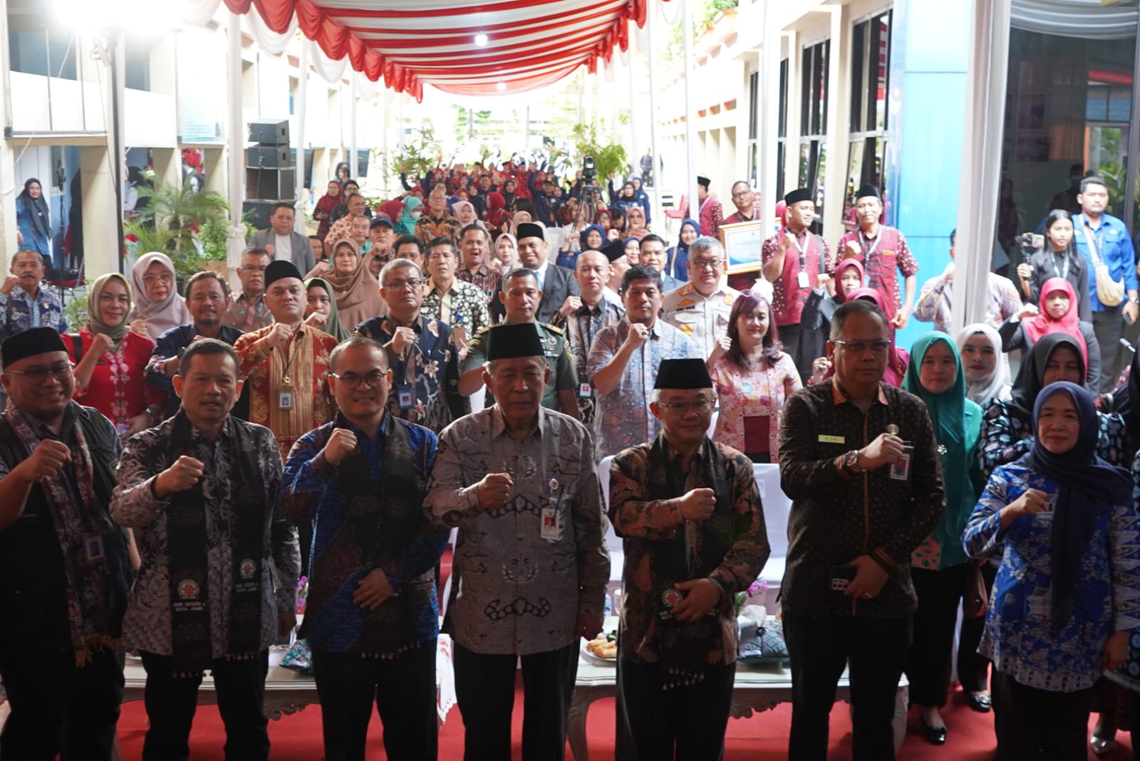 Wagub Sani Dampingi Mendikdasmen Resmikan 4 Blud Smk Negeri Di Jambi