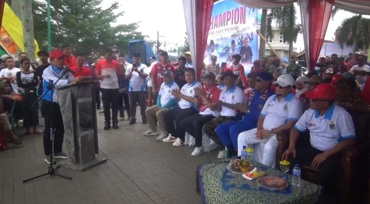 Gubernur Al Haris Buka Lomba Pacu Perahu Tradisional di Sungai Batanghari