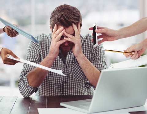 10 Cara Efektif Menghilangkan Stres Saat Bekerja