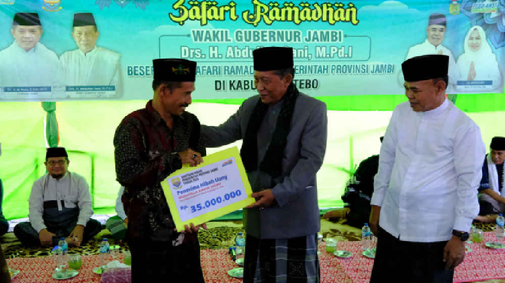 Safari Ramadan Pemerintah Provinsi Jambi, Wagub Sani Bersilahturahmi dengn Masyarakat Tebo