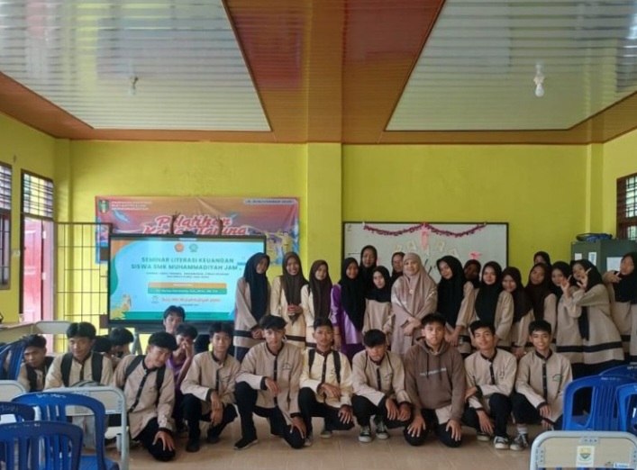 Seminar Literasi Keuangan Siswa, Terobosan Kesadaran Finansial Ala SMK Muhammadiyah