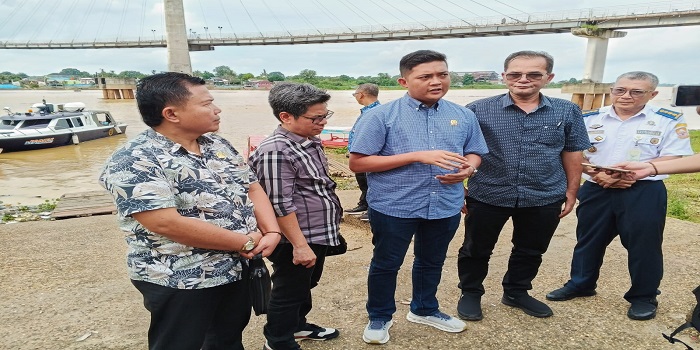 Ketua DPRD Minta Pengusaha Penabrak Tiang Jembatan Aurduri I Tanggung Jawab