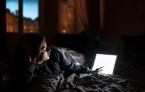 Bahaya Tidur Larut Malam: Risiko Kesehatan yang Harus Diketahui