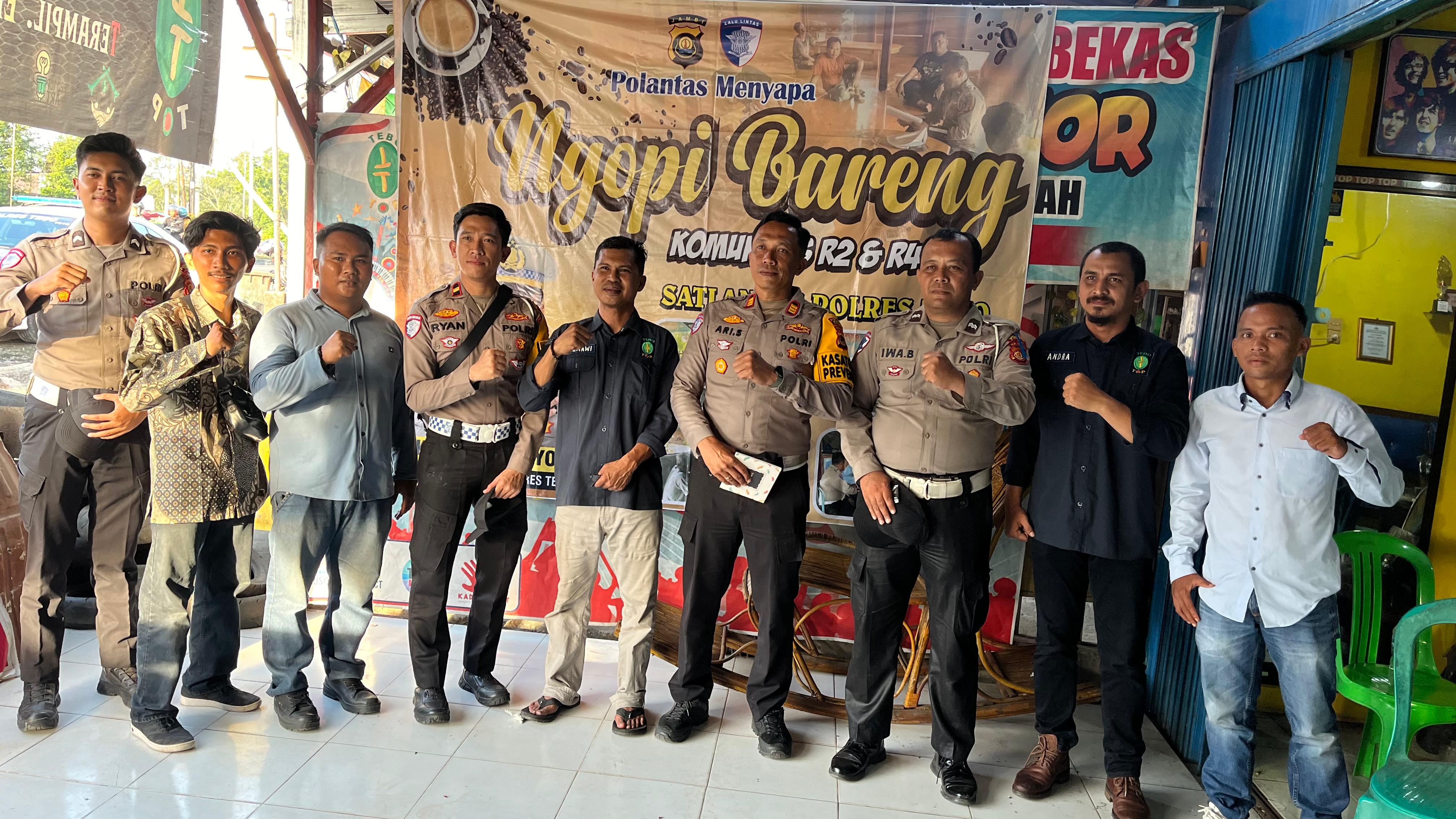 TERTIB BERLALU LINTAS, SATLANTAS POLRES TEBO GELAR SOSIALISASI DENGAN PARA KOMUNITAS