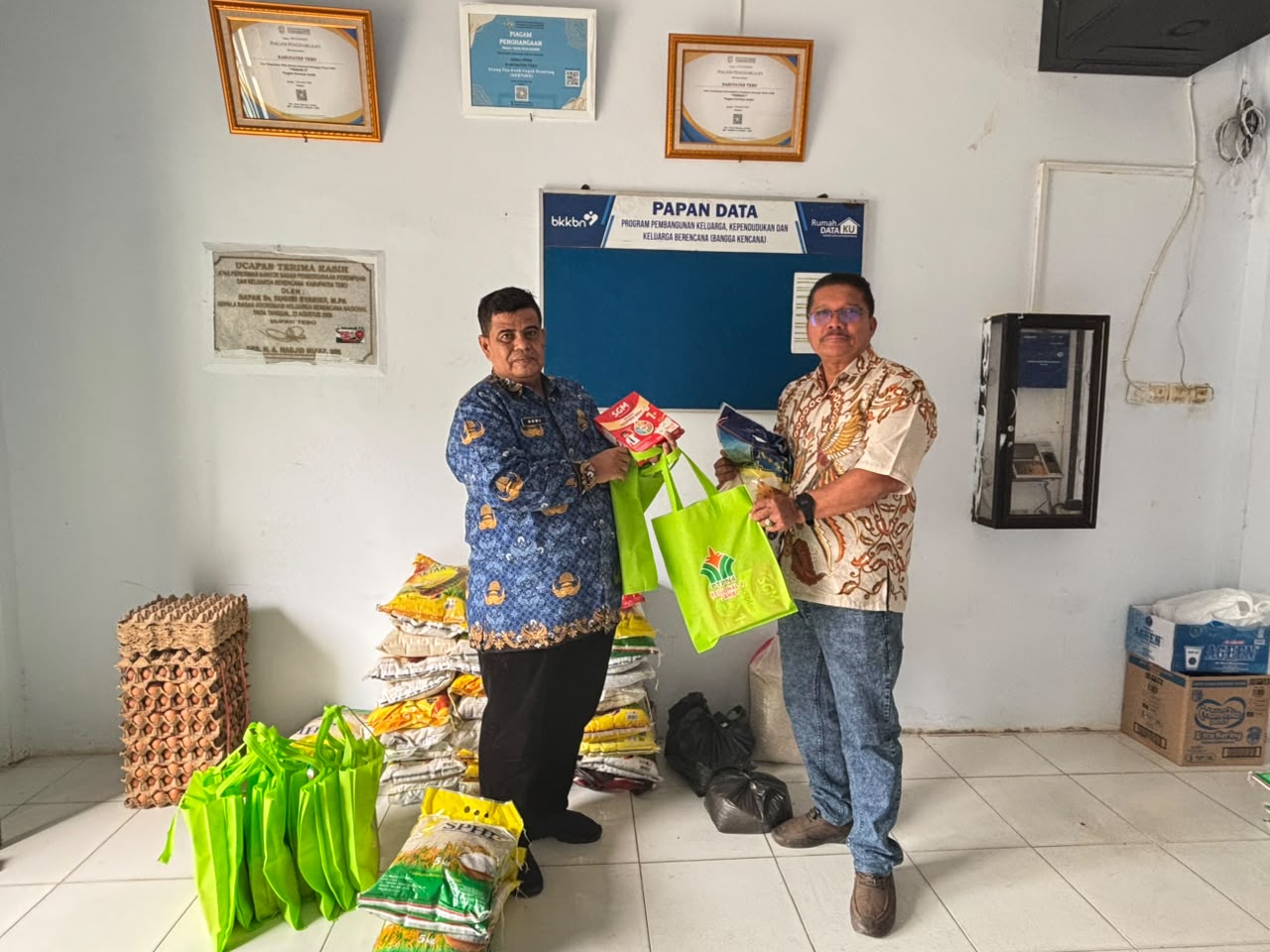 PTPN IV Regional IV Salurkan Bantuan Gizi untuk Dukung Pencegahan Stunting di Tebo