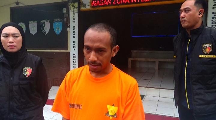 Preman Berkedok Tukang Parkir Tikam Pedagang Kerupuk di Kota Jambi