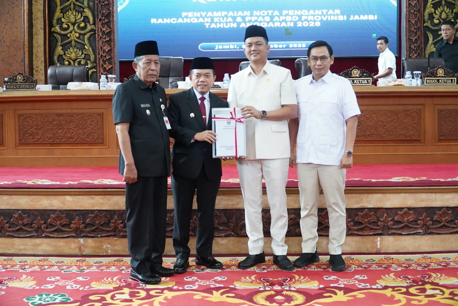Gubernur Al Haris Sampaikan Nota Pengantar KUA-PPAS APBD 2026