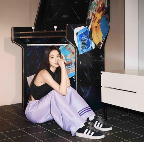 Waw! Album 'ME' Jisoo Jadi Single Digital Terlaris di China Tahun 2023