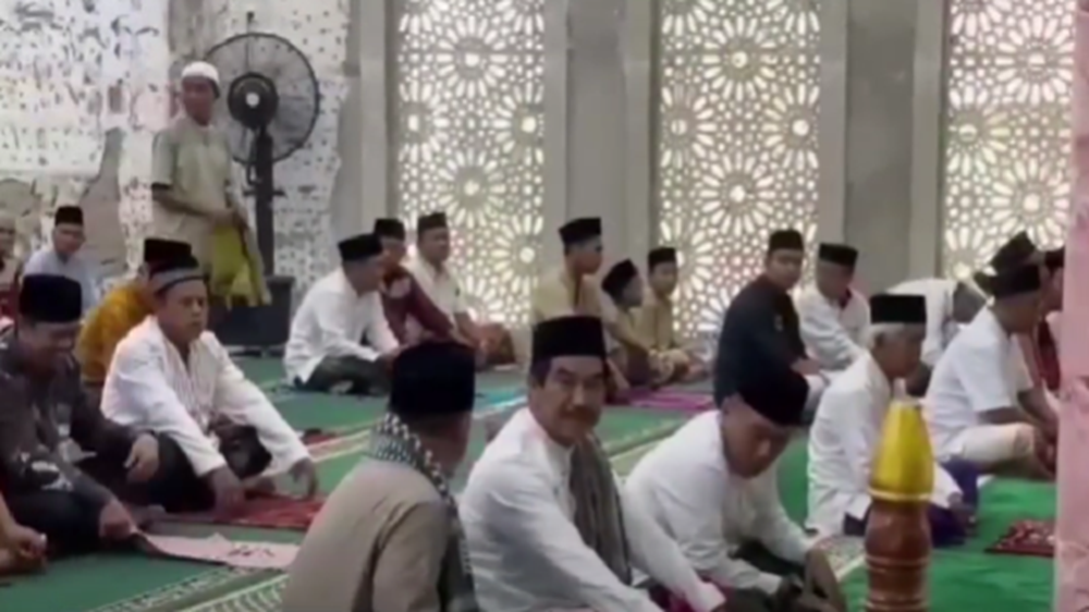 PJ Bupati Raden Najmi Salat Idul Adha di Masjid Istiqomah Sekernan