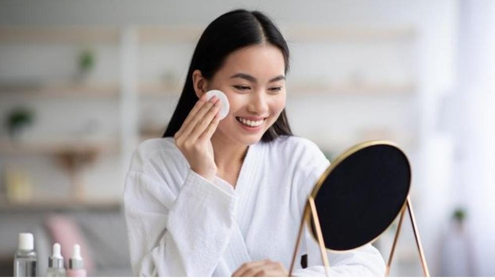 5 Cara Membuat Makeup Tahan Lama saat Cuaca Panas