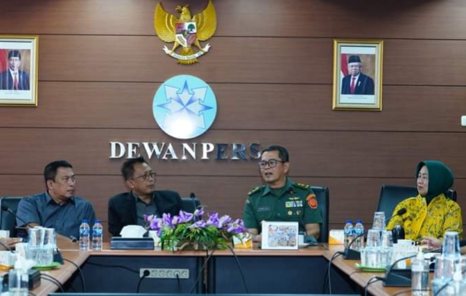 Kapuspen TNI Kunjungi Dewan Pers Pererat Hubungan Kerjasama