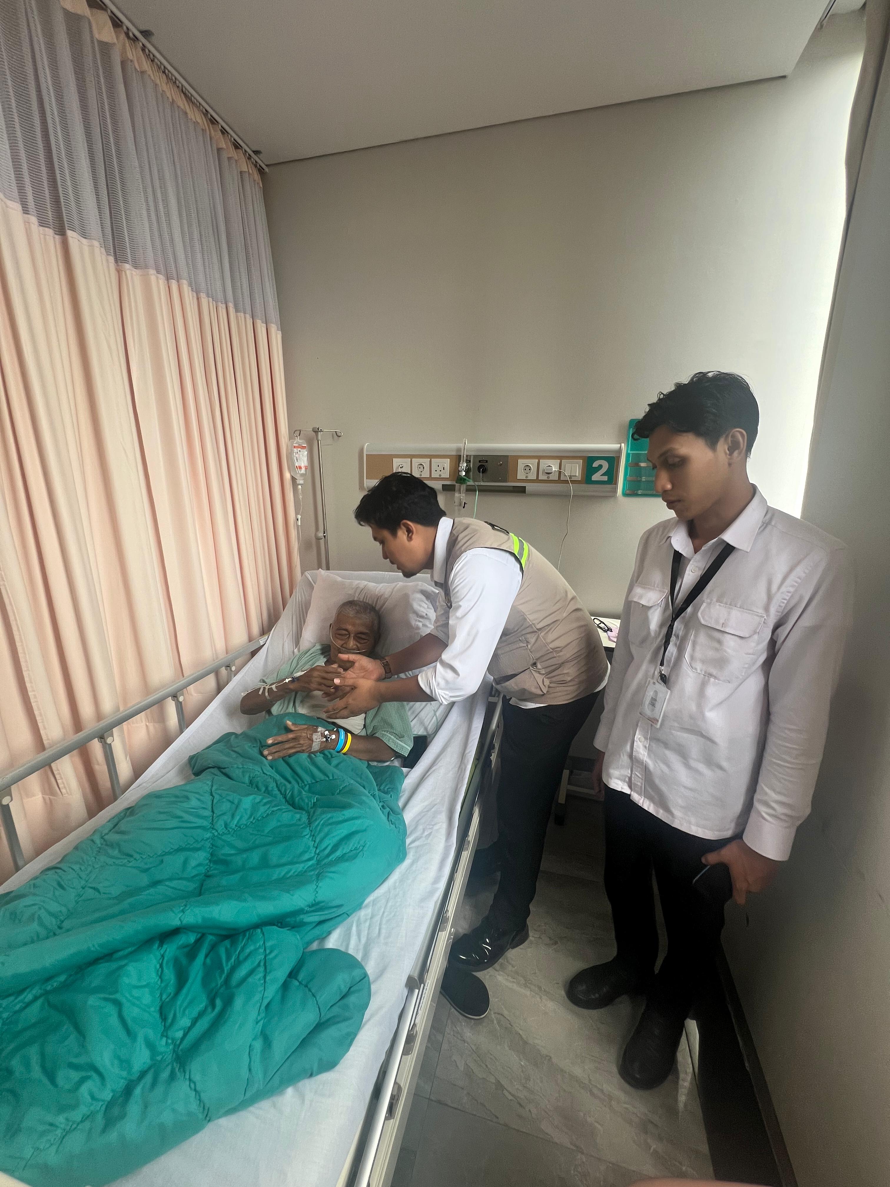 Dua Calon Haji Kloter BTH 13 Tertunda Berangkat ke Tanah Suci