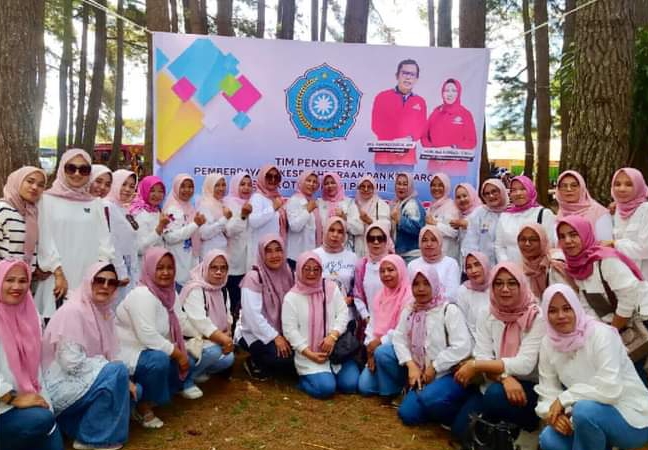 TP PKK Kota Sungai Penuh Semarak Gelar Acara Family Gathering 