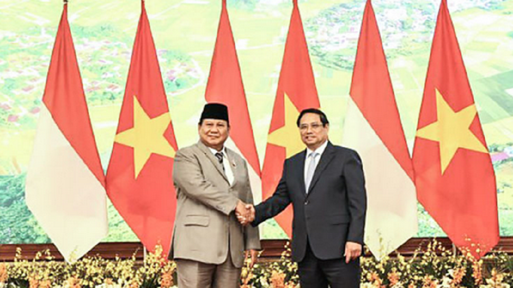 Menhan Prabowo Bertemu Perdana Menteri Vietnam, Perkuat Hubungan Bilateral