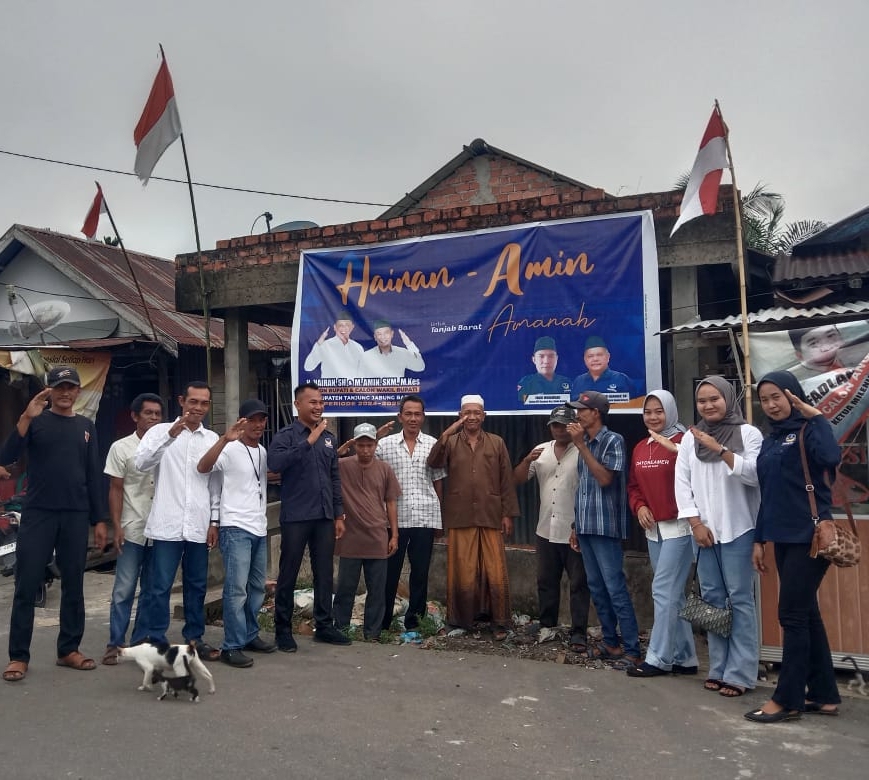 Sambangi Posko Kuala Indah, Ustadz Amin Ngopi Bareng Tim Kecamatan 