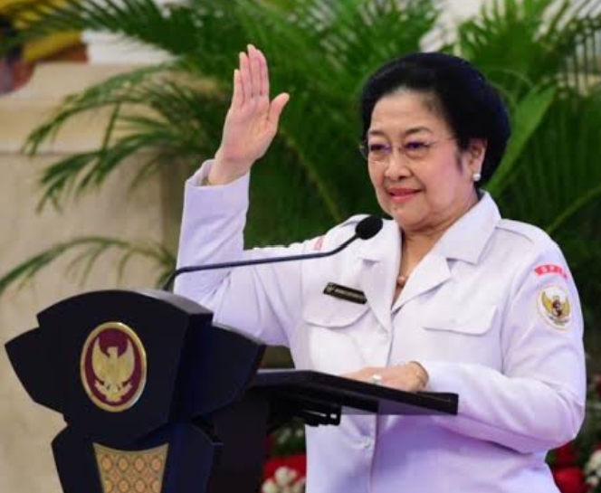 Megawati Pengawal Konstitusi: Perjuangan seorang  Ibu yang Tak Kunjung Usai