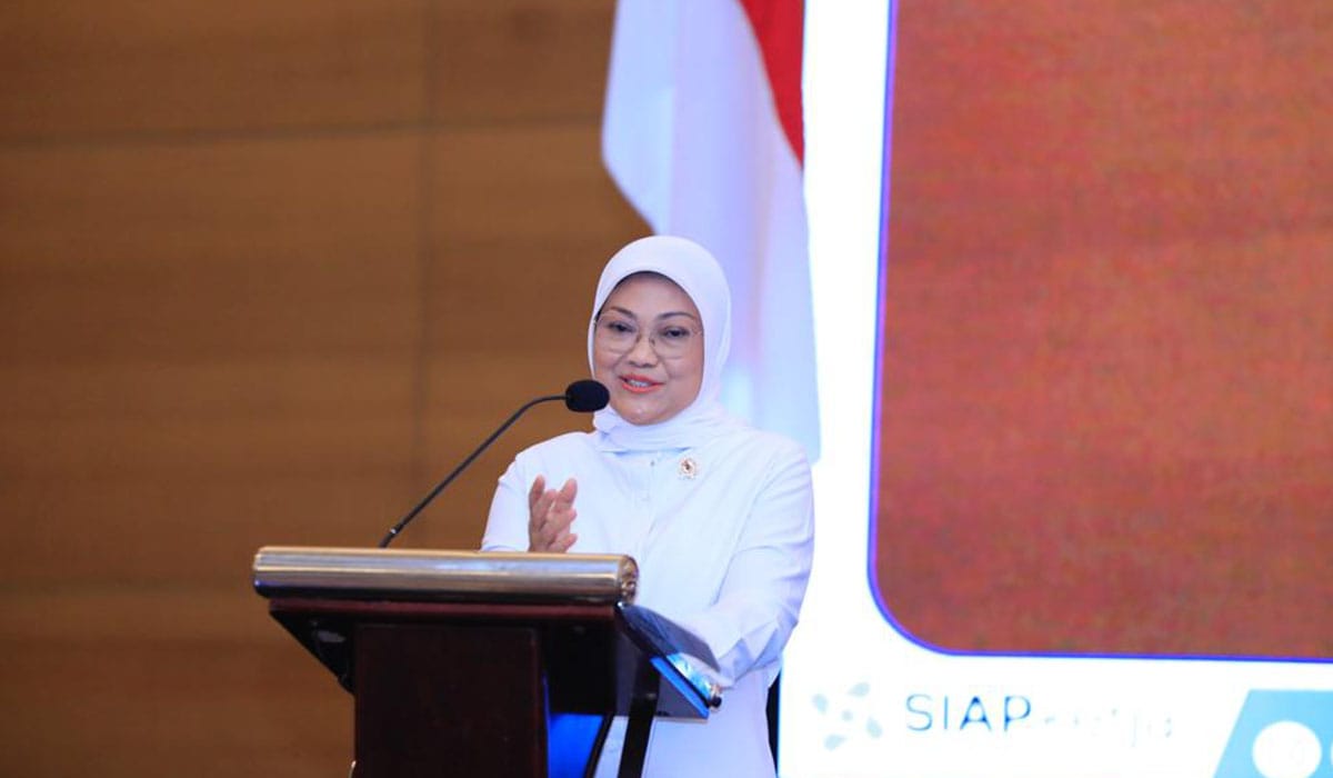 Ida Fauziyah Ingatkan Gubernur Untuk Tetapkan Kenaikan Upah Minimum 2024 Sesuai PP 51/2023