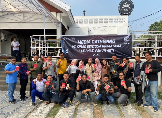 Gandeng Jurnalis Media, Sinsen Gelar Workshop Bedah Teknologi Honda