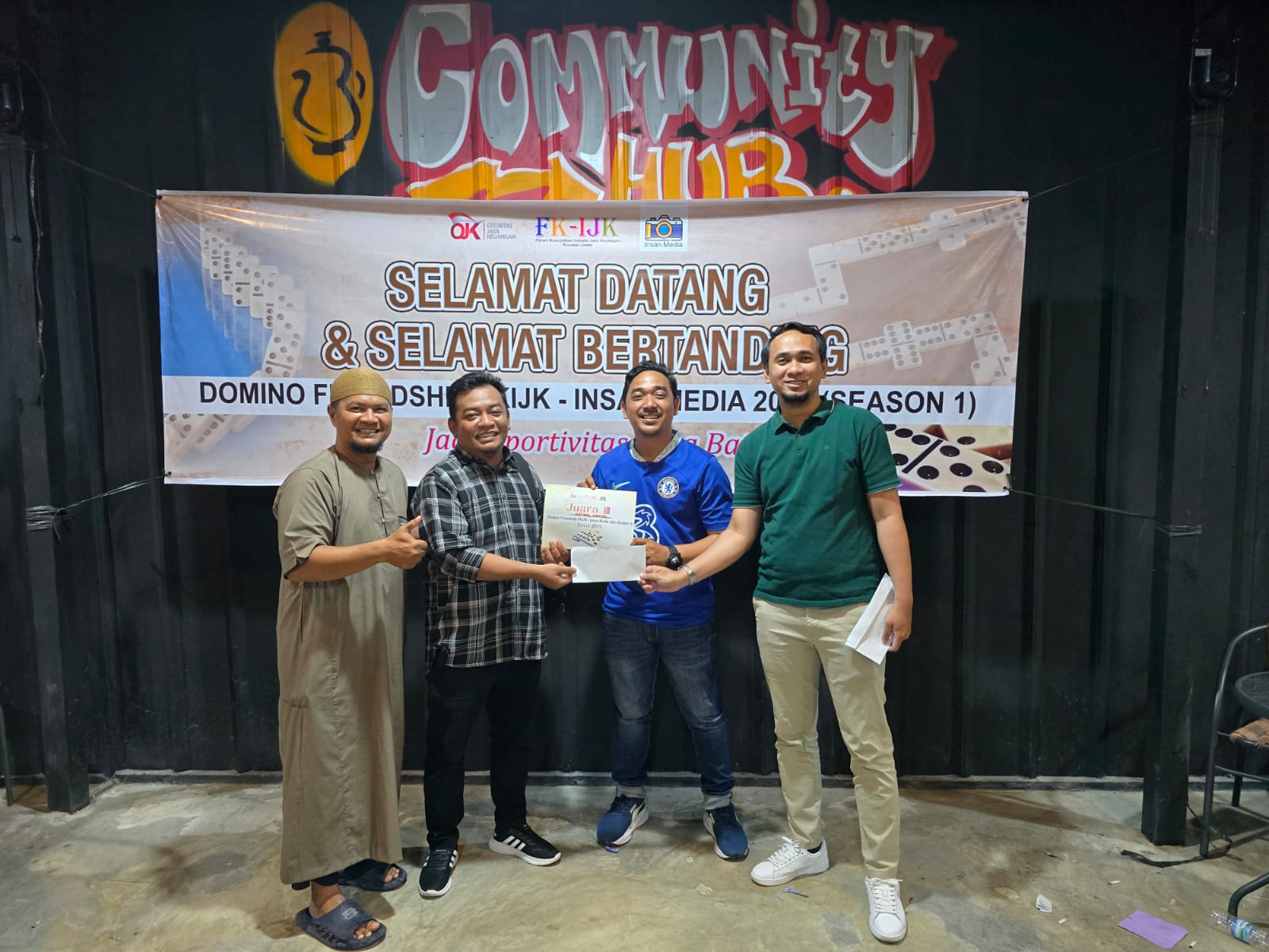 Wakili Insan Pers, Ryan Cen-Cen JEKTV dan Bahara Juara Lomba Domino FK-IJK Jambi
