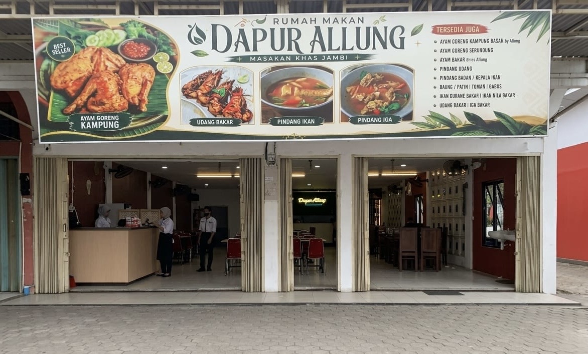 Dapur Allung Jambi Dari Kehangatan Dapur Keluarga Menuju Ikon Kuliner Pindang di Pusat Kota