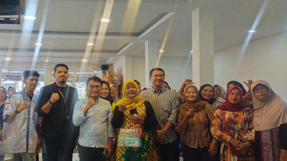 Seminar Nasional UMKM Naik Kelas Menuju Indonesia Emas