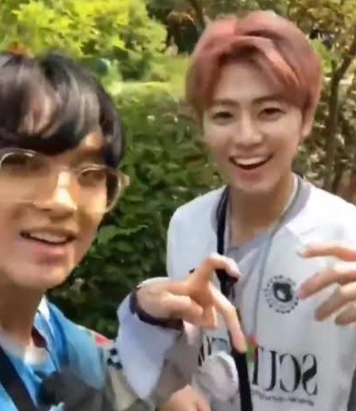 Bikin Kaget Penggemar, Haechan NCT Mendadak Live Instagram Sambil Mengejar Member Lain