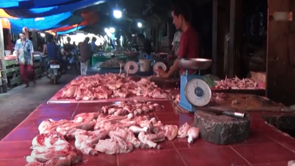 Pedagang Sebut Harga Ayam Kampung Masih Mahal, Ayam Potong Justru Turun