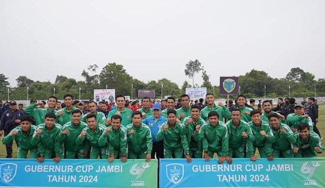 Al Haris Buka Secara Resmi Turnamen Sepak Bola Gubernur Cup Jambi 2024