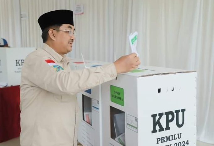 Bupati dan Wakil Bupati Tanjabbar Aktif Memantau dan Memberikan Dukungan Penuh pada Pemilu 2024