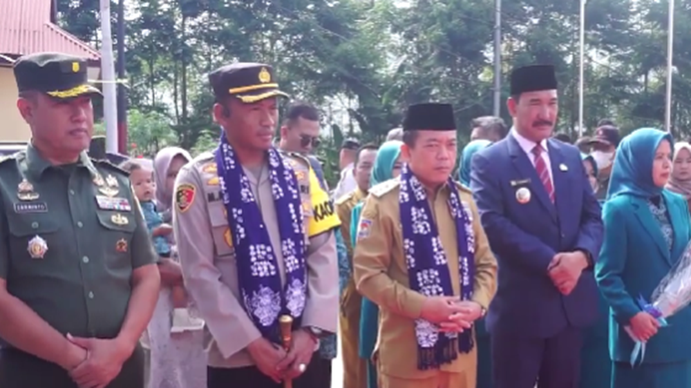 Gubernur Al Haris Hadiri Pengukuhan Perpanjangan Jabatan Kades se-Kabupaten Kerinci