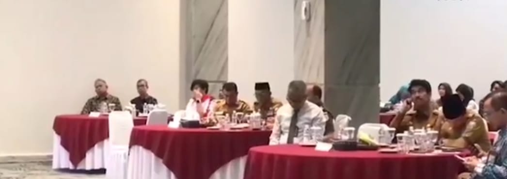 PJ Bupati Raden Najmi Trima Penghargaan Paritra Award Tahun 2024