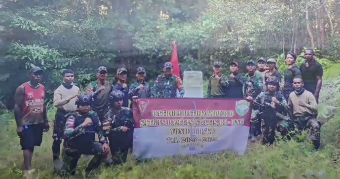 TNI dari Satgas Pamtas Yonif 111/KB Berhasil Temukan Patok Batas Negara MM 11.1 dalam Kondisi Aman